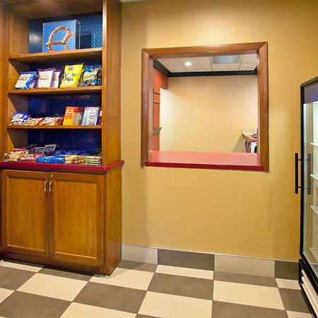 Hampton Inn & Suites Cleveland-Independence Exterior foto