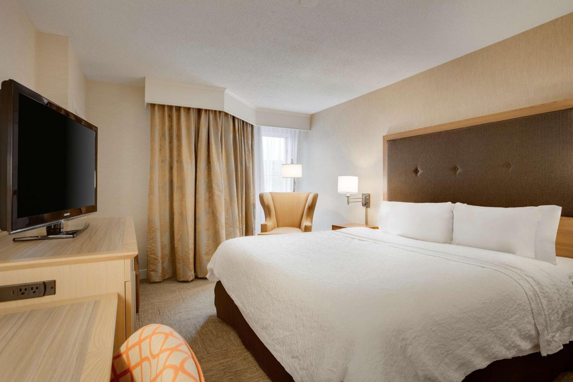 Hampton Inn & Suites Cleveland-Independence Exterior foto